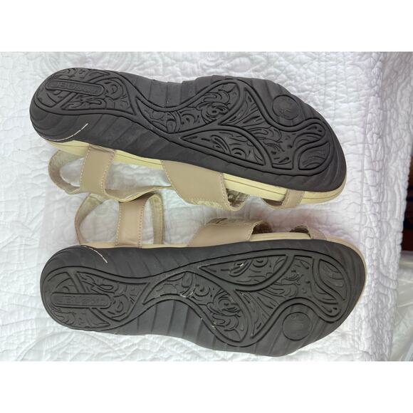 JBU Sport Women's Size 8.5 Pink/Tan Leather Strap Vacation Summer Comfort Sandal - Picture 4 of 10